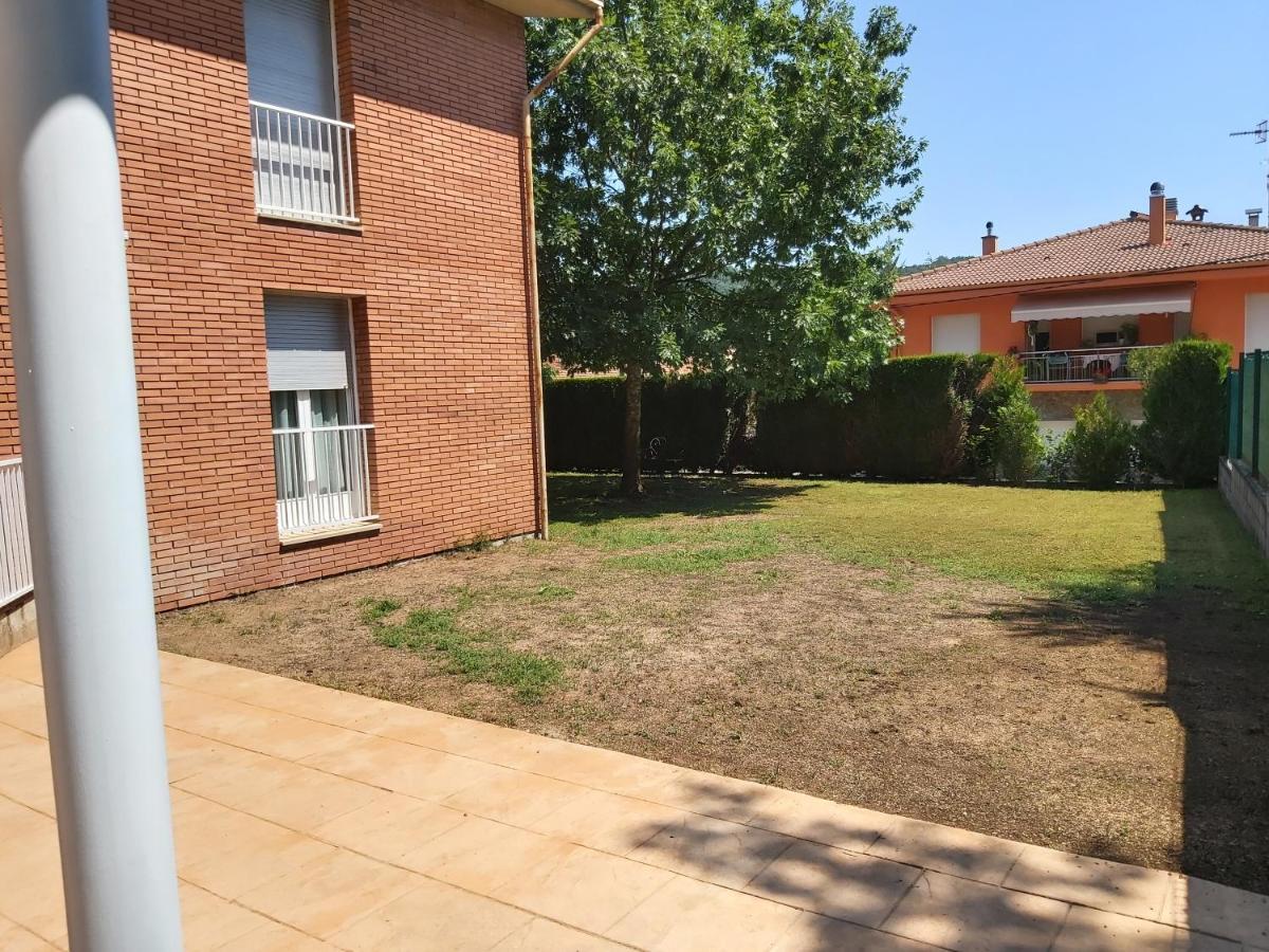 Apartamentos La Francesa Santa Pau Luaran gambar